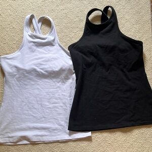Set of 2 Beyond Yoga Tanks